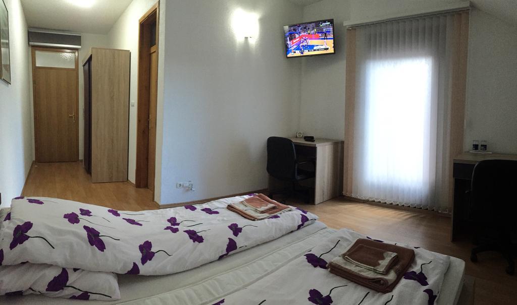 City Bridge Guest House Bihać Kültér fotó